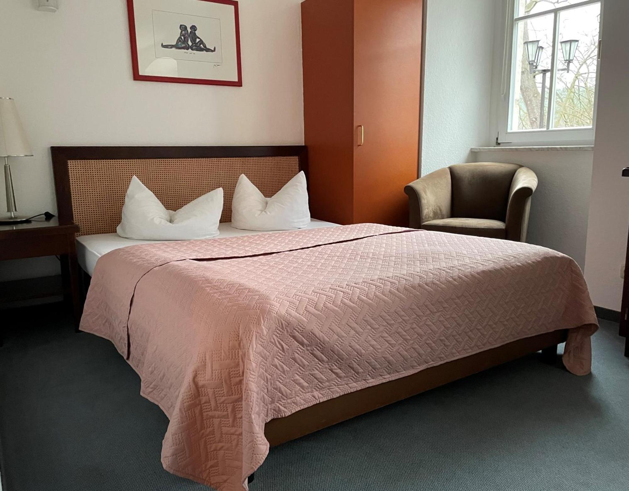 Hotel & Restaurant Schloss Weissenburg Uhlstädt Стая снимка