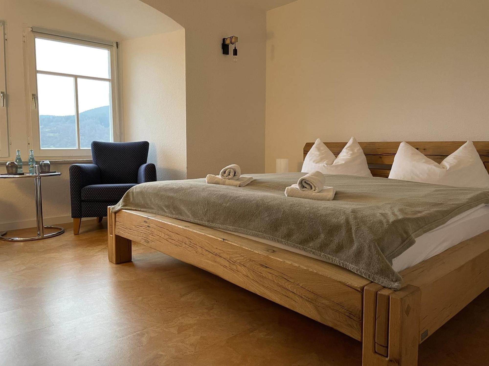 Hotel & Restaurant Schloss Weissenburg Uhlstädt Стая снимка