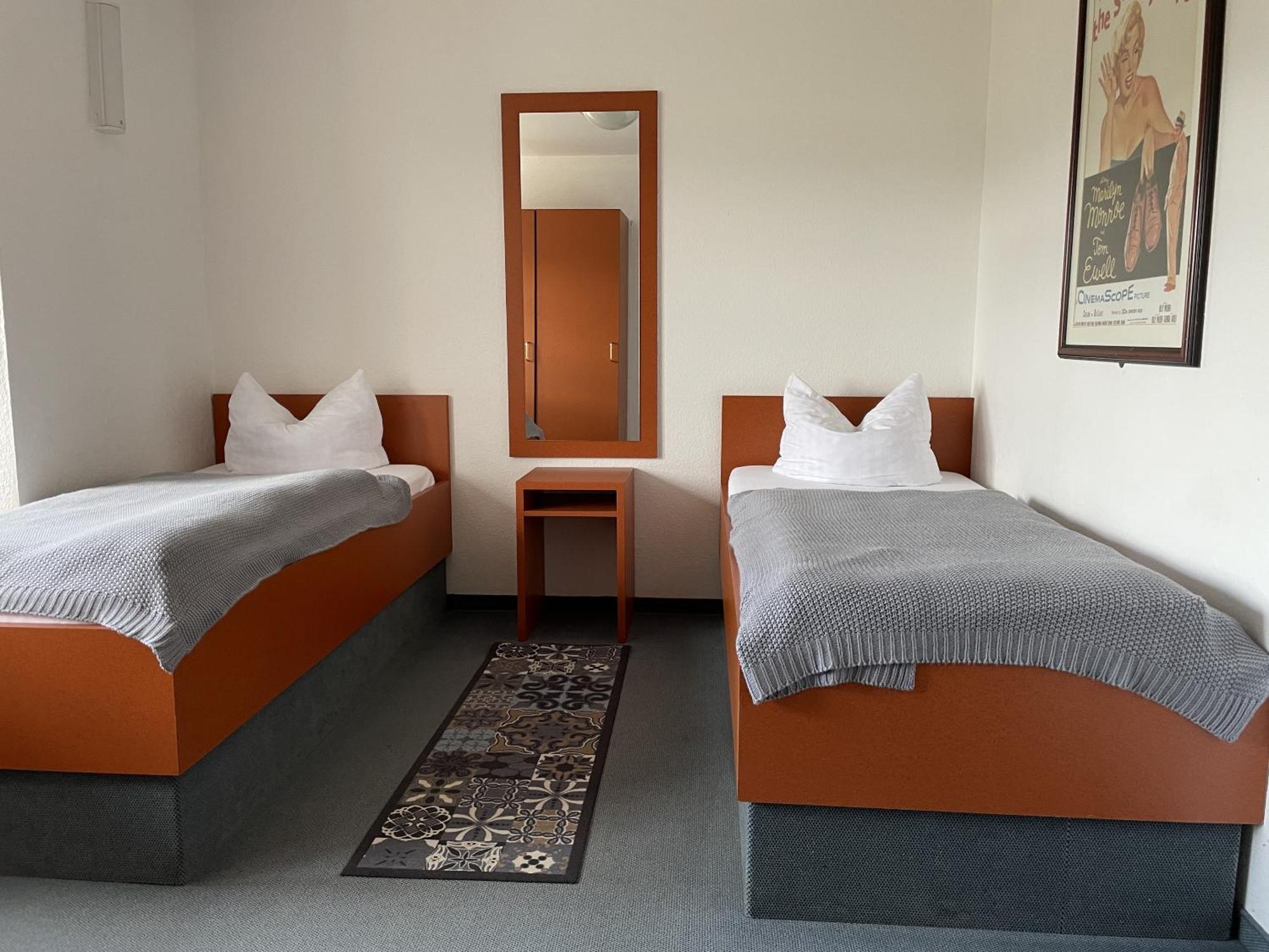 Hotel & Restaurant Schloss Weissenburg Uhlstädt Стая снимка